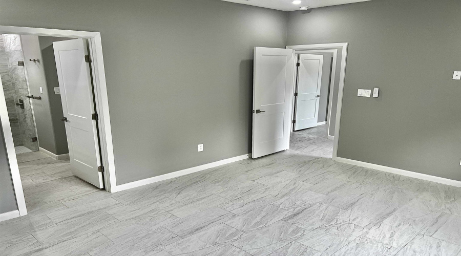 3511 Pine St, Laredo, Texas 78046, 3 Bedrooms Bedrooms, 5 Rooms Rooms,2 BathroomsBathrooms,Residential,For Sale,3511 Pine St,20263110
