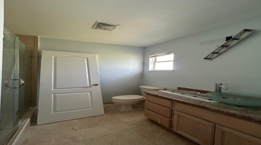 1119 Tiara Trl, Laredo, Texas 78045, 3 Bedrooms Bedrooms, 6 Rooms Rooms,2 BathroomsBathrooms,Residential,For Rent,1119 Tiara Trl,20263126
