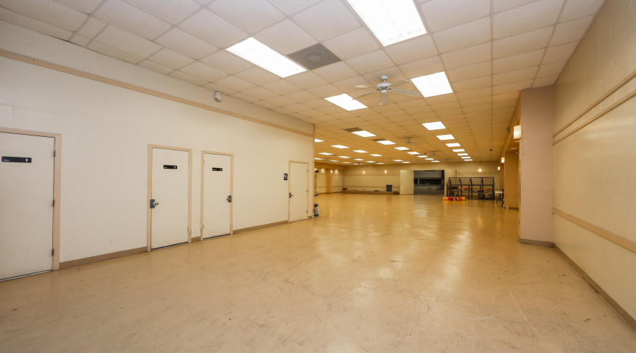 5809 East Dr, Laredo, Texas 78041, 1 Bedroom Bedrooms, 1 Room Rooms,4 BathroomsBathrooms,Commercial/industrial,For Sale,5809 East Dr,20263124