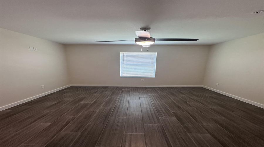 1717 Tournament Trail Dr., Laredo, Texas 78041, 2 Bedrooms Bedrooms, 3 Rooms Rooms,2 BathroomsBathrooms,Residential,For Rent,1717 Tournament Trail Dr.,20263133