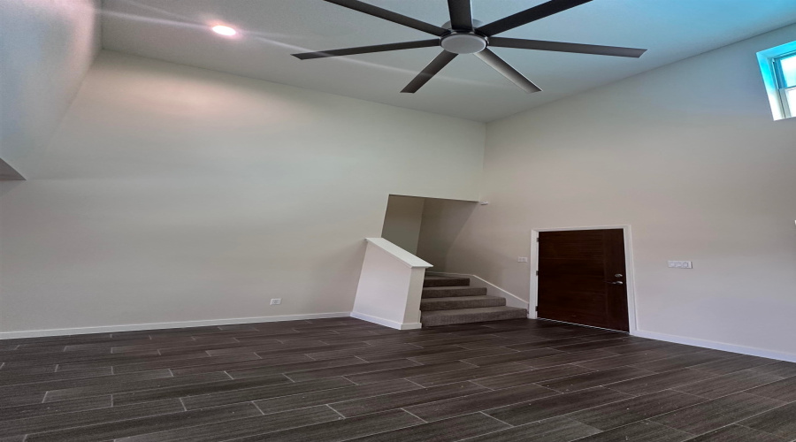 1717 Tournament Trail Dr., Laredo, Texas 78041, 3 Bedrooms Bedrooms, 4 Rooms Rooms,3 BathroomsBathrooms,Residential,For Rent,1717 Tournament Trail Dr.,20263148