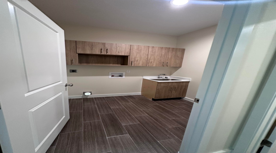 1717 Tournament Trail Dr., Laredo, Texas 78041, 3 Bedrooms Bedrooms, 4 Rooms Rooms,3 BathroomsBathrooms,Residential,For Rent,1717 Tournament Trail Dr.,20263148