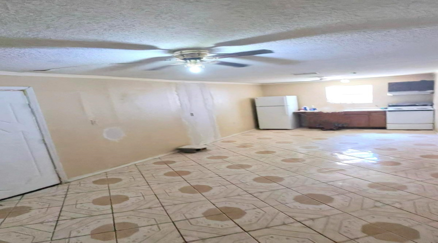 3415 S Buena Vista Ave, laredo, Texas 78046, 6 Bedrooms Bedrooms, 9 Rooms Rooms,4 BathroomsBathrooms,Residential,For Sale,3415 S Buena Vista Ave,20263156