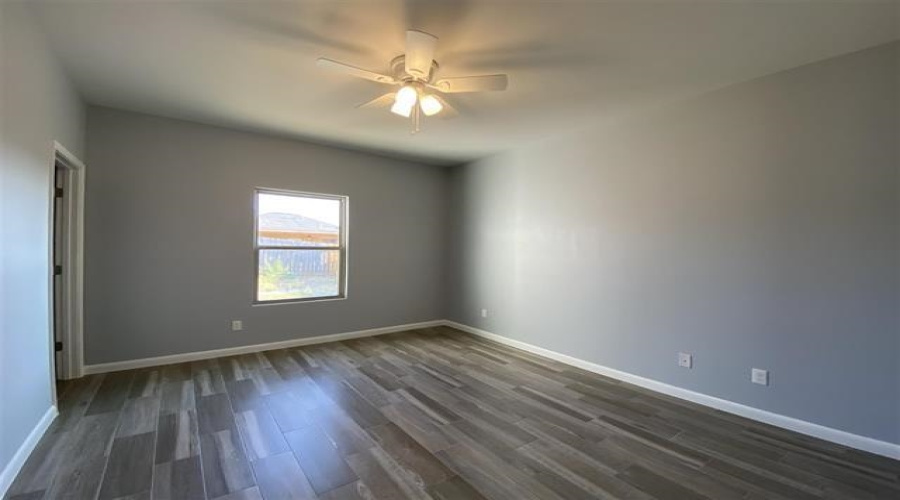 5510 Moses Lp., Laredo, Texas 78046, 3 Bedrooms Bedrooms, 5 Rooms Rooms,2 BathroomsBathrooms,Residential,For Rent,5510 Moses Lp.,20263158