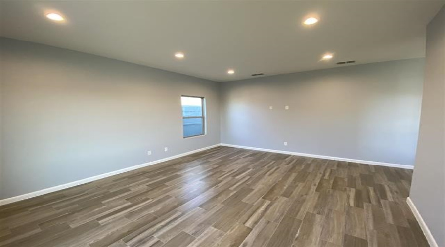 5510 Moses Lp., Laredo, Texas 78046, 3 Bedrooms Bedrooms, 5 Rooms Rooms,2 BathroomsBathrooms,Residential,For Rent,5510 Moses Lp.,20263158