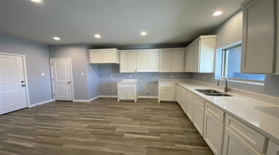 5510 Moses Lp., Laredo, Texas 78046, 3 Bedrooms Bedrooms, 5 Rooms Rooms,2 BathroomsBathrooms,Residential,For Rent,5510 Moses Lp.,20263158