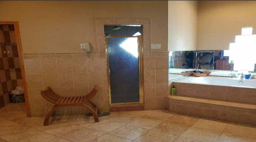 502 Conrad Dr, Laredo, Texas 78041, 4 Bedrooms Bedrooms, 6 Rooms Rooms,3 BathroomsBathrooms,Residential,For Sale,502 Conrad Dr,20263159