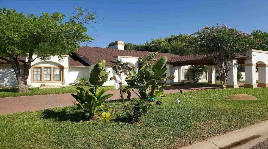 502 Conrad Dr, Laredo, Texas 78041, 4 Bedrooms Bedrooms, 6 Rooms Rooms,3 BathroomsBathrooms,Residential,For Sale,502 Conrad Dr,20263159