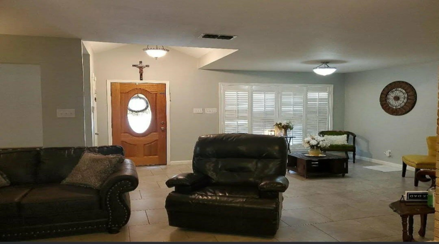502 Conrad Dr, Laredo, Texas 78041, 4 Bedrooms Bedrooms, 6 Rooms Rooms,3 BathroomsBathrooms,Residential,For Sale,502 Conrad Dr,20263159