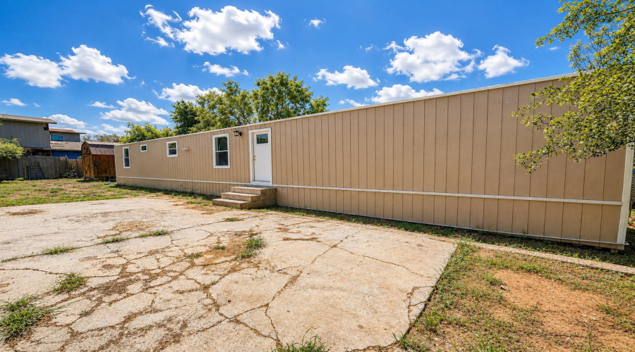 4535 Sepulveda Ln, Lared, Texas 78046, 3 Bedrooms Bedrooms, 5 Rooms Rooms,2 BathroomsBathrooms,Residential,For Sale,4535 Sepulveda Ln,20263160