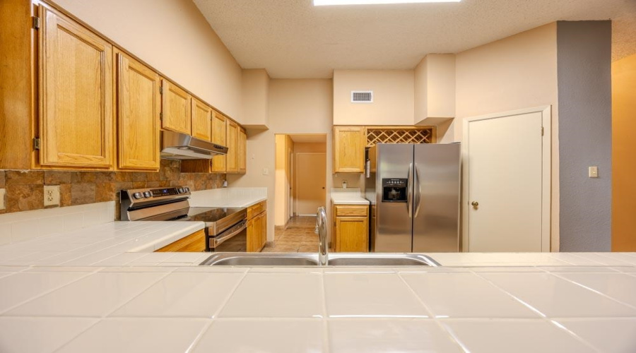 1425 Longhorn Dr, Laredo, Texas 78045, 3 Bedrooms Bedrooms, 5 Rooms Rooms,2 BathroomsBathrooms,Residential,For Rent,1425 Longhorn Dr,20263162