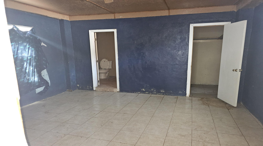 4529 La Joya Ln, Laredo, Texas 78046-7552, 2 Bedrooms Bedrooms, 3 Rooms Rooms,1 BathroomBathrooms,Residential,For Sale,4529 La Joya Ln,20263163