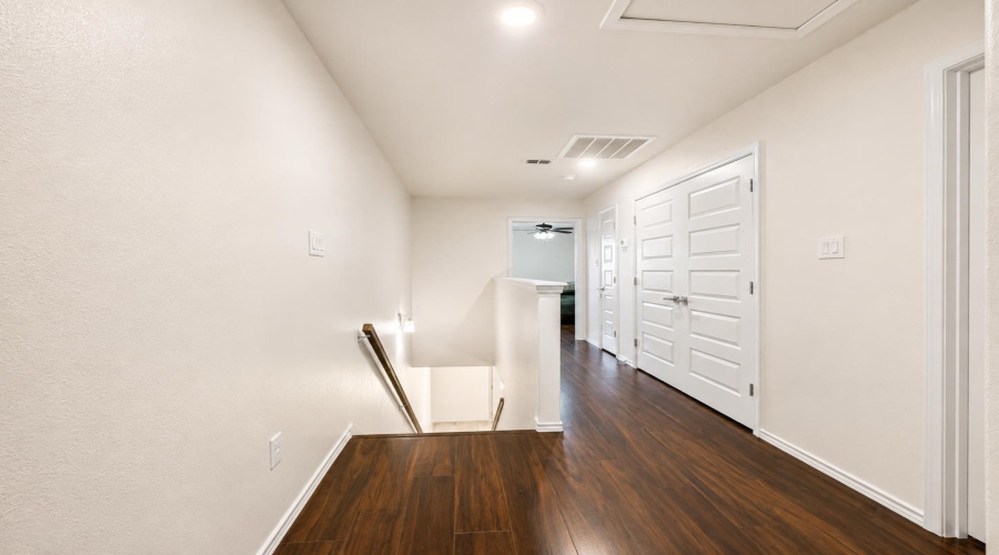 1831 Port Louisiana Dr, Laredo, Texas 78045, 3 Bedrooms Bedrooms, 5 Rooms Rooms,2 BathroomsBathrooms,Residential,For Rent,1831 Port Louisiana Dr,20263164