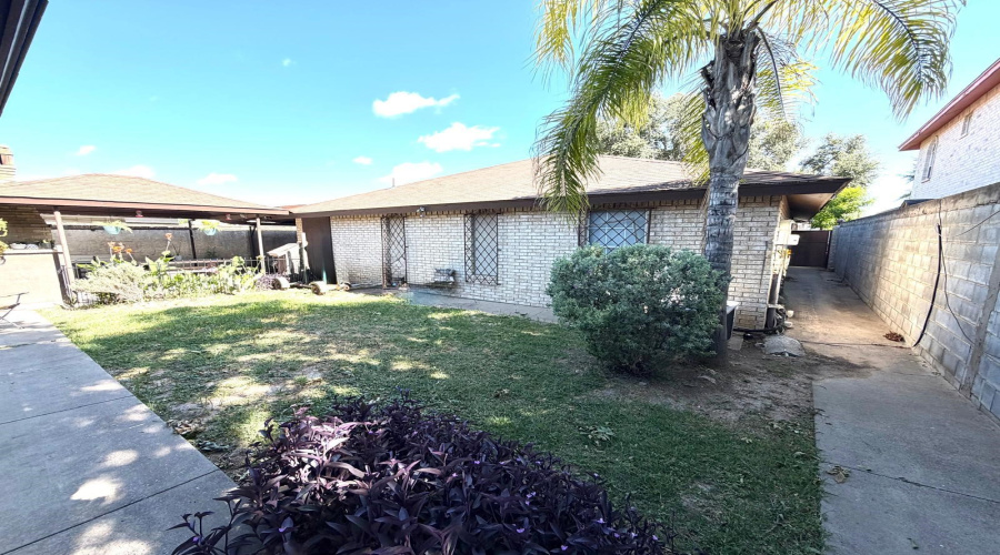 3611 Cancun Lp, Laredo, Texas 78046, 4 Bedrooms Bedrooms, 7 Rooms Rooms,2 BathroomsBathrooms,Residential,For Rent,3611 Cancun Lp,20263170