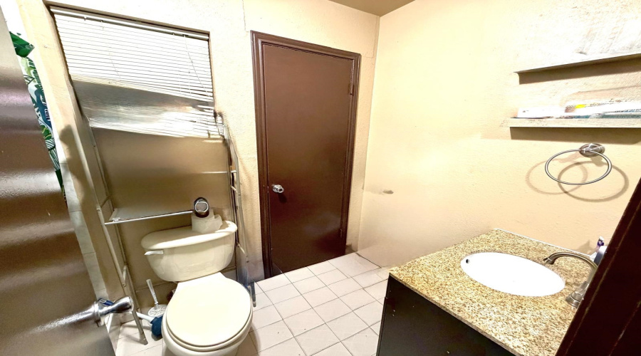 3611 Cancun Lp, Laredo, Texas 78046, 4 Bedrooms Bedrooms, 7 Rooms Rooms,2 BathroomsBathrooms,Residential,For Rent,3611 Cancun Lp,20263170