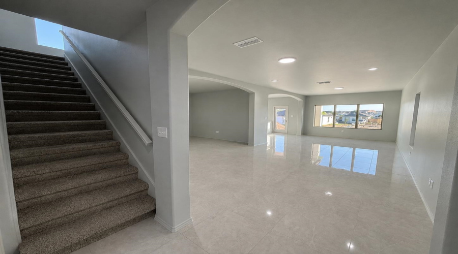 510 Concepcion, Laredo, Texas 78045, 3 Bedrooms Bedrooms, 6 Rooms Rooms,2 BathroomsBathrooms,Residential,For Sale,510 Concepcion,20263171