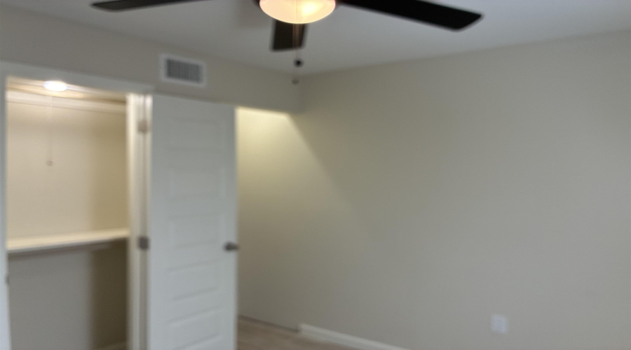 705 E Bustamante St, LAREDO, Texas 78041, 2 Bedrooms Bedrooms, 4 Rooms Rooms,1 BathroomBathrooms,Residential,For Rent,705 E Bustamante St,20263180