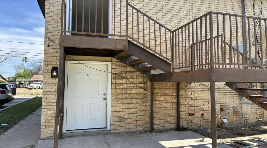 705 E Bustamante St, LAREDO, Texas 78041, 2 Bedrooms Bedrooms, 4 Rooms Rooms,1 BathroomBathrooms,Residential,For Rent,705 E Bustamante St,20263180