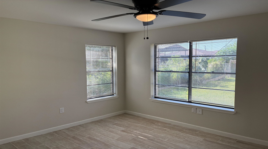 705 E Bustamante St, LAREDO, Texas 78041, 2 Bedrooms Bedrooms, 4 Rooms Rooms,1 BathroomBathrooms,Residential,For Rent,705 E Bustamante St,20263180