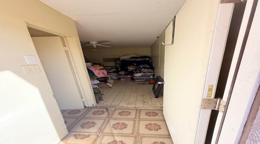 1428 Los Ebanos Dr, LAREDO, Texas 78041, 2 Bedrooms Bedrooms, 3 Rooms Rooms,1 BathroomBathrooms,Residential,For Sale,1428 Los Ebanos Dr,20260965