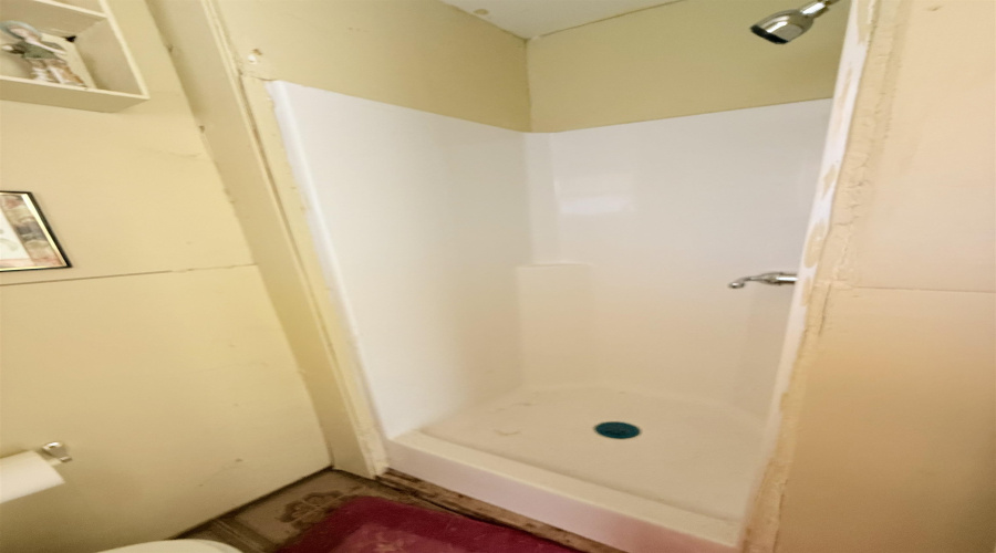 1428 Los Ebanos Dr, LAREDO, Texas 78041, 2 Bedrooms Bedrooms, 3 Rooms Rooms,1 BathroomBathrooms,Residential,For Sale,1428 Los Ebanos Dr,20260965