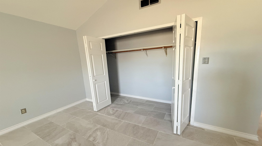 1428 Los Ebanos Dr, LAREDO, Texas 78041, 2 Bedrooms Bedrooms, 3 Rooms Rooms,1 BathroomBathrooms,Residential,For Sale,1428 Los Ebanos Dr,20260965