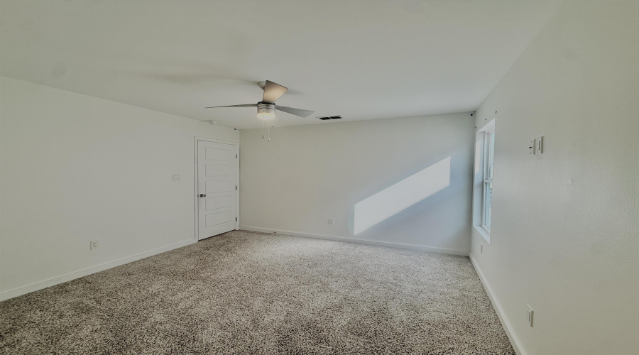 416 Deer Path Loop, Laredo, Texas 78045-2236, 4 Bedrooms Bedrooms, 7 Rooms Rooms,2 BathroomsBathrooms,Residential,For Sale,416 Deer Path Loop,20263185