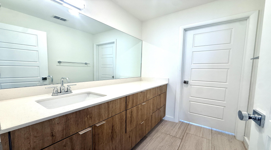 416 Deer Path Loop, Laredo, Texas 78045-2236, 4 Bedrooms Bedrooms, 7 Rooms Rooms,2 BathroomsBathrooms,Residential,For Sale,416 Deer Path Loop,20263185