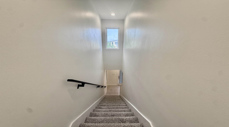 416 Deer Path Loop, Laredo, Texas 78045-2236, 4 Bedrooms Bedrooms, 7 Rooms Rooms,2 BathroomsBathrooms,Residential,For Sale,416 Deer Path Loop,20263185