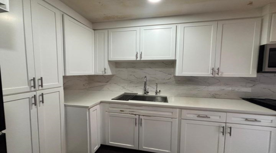 2003 Farias St, Laredo, Texas 78040, 4 Bedrooms Bedrooms, 6 Rooms Rooms,2 BathroomsBathrooms,Residential,For Sale,2003 Farias St,20263194