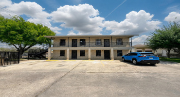 2603 Palo Blanco St, Laredo, Texas 78046, 2 Bedrooms Bedrooms, 2 Rooms Rooms,1 BathroomBathrooms,Residential,For Rent,2603 Palo Blanco St,20263196 2603 Palo Blanco St, Laredo, Texas 78046, 2 Bedrooms Bedrooms, 2 Rooms Rooms,1 BathroomBathrooms,Residential,For Rent,2603 Palo Blanco St,20263196
