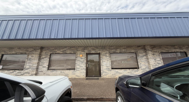 1505 Calle Del Norte, Laredo, Texas 78041, 1 Room Rooms,2 BathroomsBathrooms,Commercial retail/office,For Rent,1505 Calle Del Norte,20263201