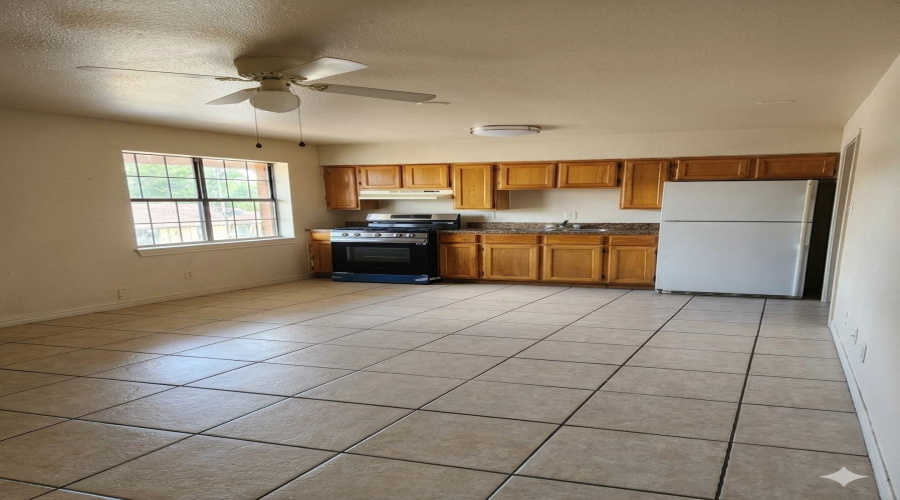 2407 Pierce St, Laredo, Texas 78041, ,Multi-family,For Sale,2407 Pierce St,20263200