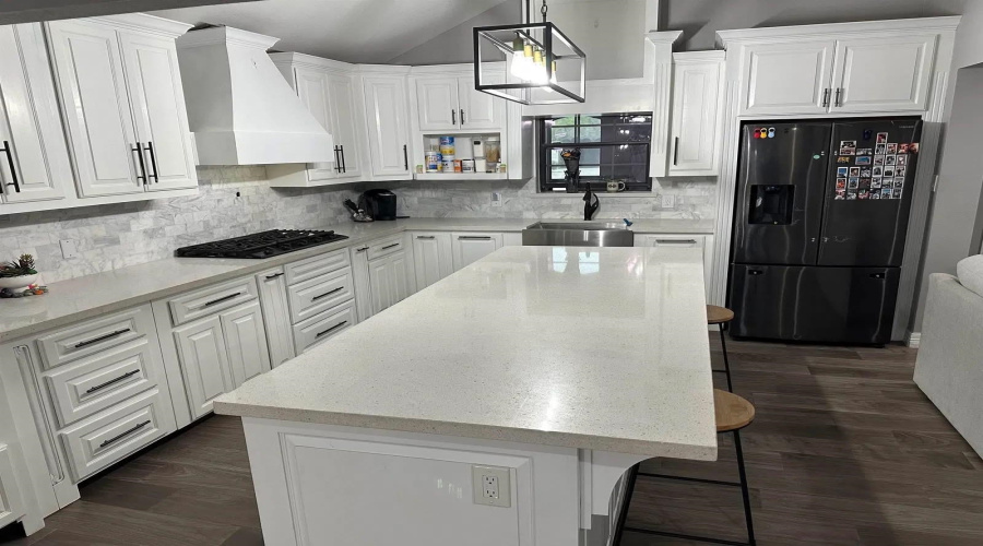719 Oleander St, Laredo, Texas 78046, 4 Bedrooms Bedrooms, 7 Rooms Rooms,2 BathroomsBathrooms,Residential,For Sale,719 Oleander St,20263202