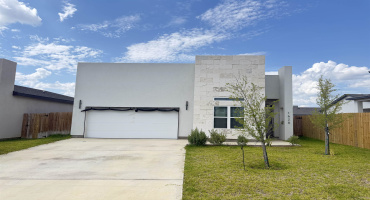 1628 Brangus St., Laredo, Texas 78046, 4 Bedrooms Bedrooms, 5 Rooms Rooms,2 BathroomsBathrooms,Residential,For Sale,1628 Brangus St.,20263205 1628 Brangus St., Laredo, Texas 78046, 4 Bedrooms Bedrooms, 5 Rooms Rooms,2 BathroomsBathrooms,Residential,For Sale,1628 Brangus St.,20263205