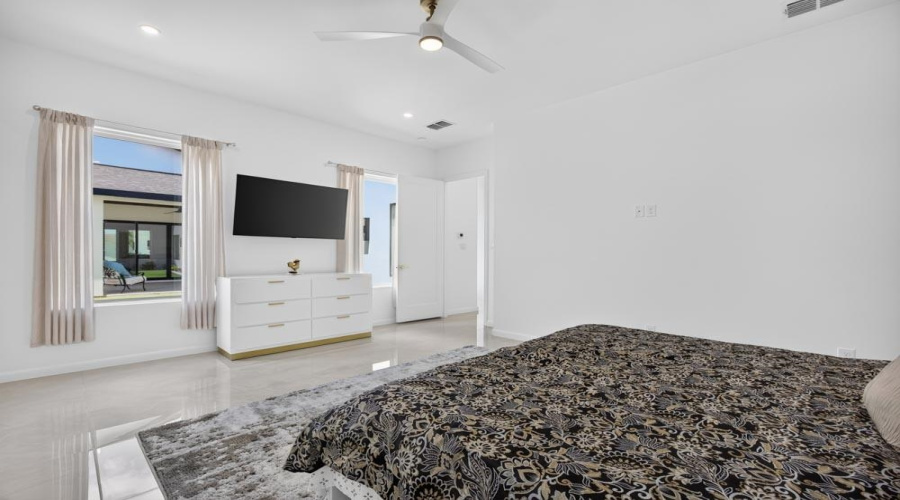 201 Sorella Loop, Laredo, Texas 78045, 4 Bedrooms Bedrooms, 4 Rooms Rooms,2 BathroomsBathrooms,Residential,For Sale,201 Sorella Loop,20263206