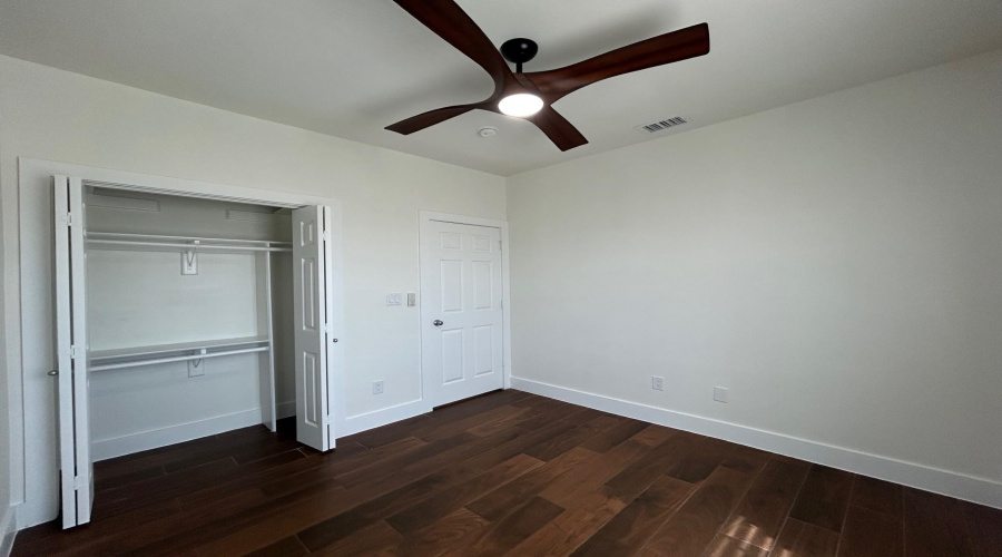 2445 Monarch Dr, LAREDO, Texas 78045, 3 Bedrooms Bedrooms, 8 Rooms Rooms,2 BathroomsBathrooms,Residential,For Rent,2445 Monarch Dr,20263208