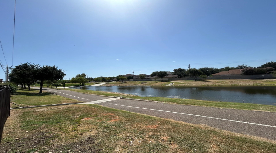 2445 Monarch Dr, LAREDO, Texas 78045, 3 Bedrooms Bedrooms, 8 Rooms Rooms,2 BathroomsBathrooms,Residential,For Rent,2445 Monarch Dr,20263208