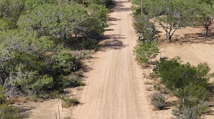 630 Los Huisaches Rd., Laredo, Texas 78045, ,Land,For Rent,630 Los Huisaches Rd.,20263209