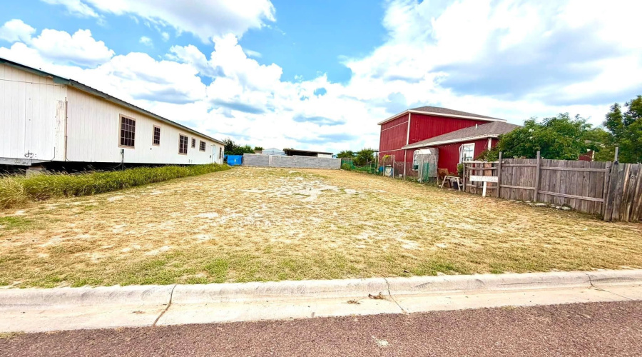 5207 Pearl Stone, Laredo, Texas 78046, ,Land,For Sale,5207 Pearl Stone,20263218