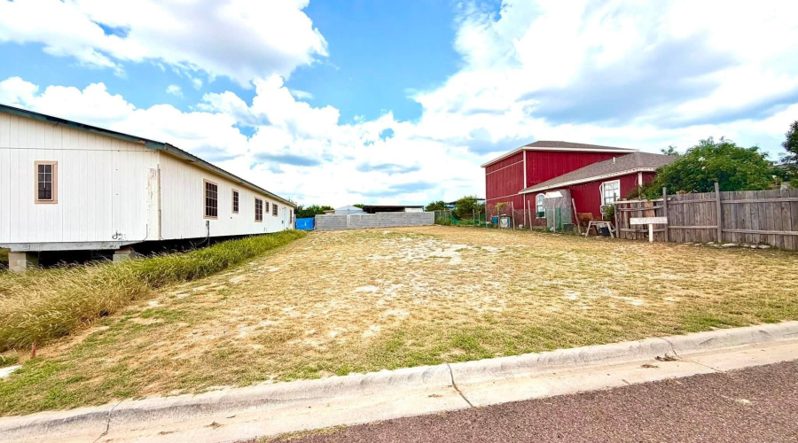 5207 Pearl Stone, Laredo, Texas 78046, ,Land,For Sale,5207 Pearl Stone,20263218