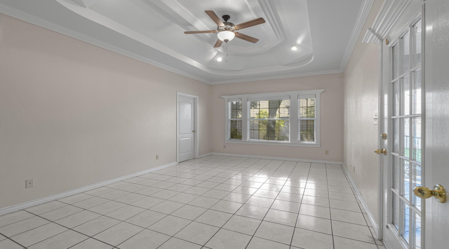510 Nightingale Bend, Laredo, Texas 78045, 3 Bedrooms Bedrooms, 7 Rooms Rooms,2 BathroomsBathrooms,Residential,For Sale,510 Nightingale Bend,20263210