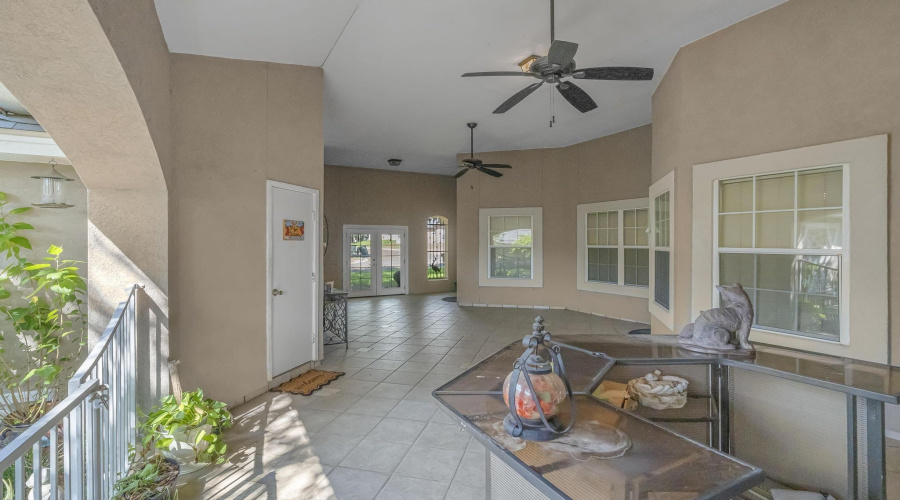 510 Nightingale Bend, Laredo, Texas 78045, 3 Bedrooms Bedrooms, 7 Rooms Rooms,2 BathroomsBathrooms,Residential,For Sale,510 Nightingale Bend,20263210