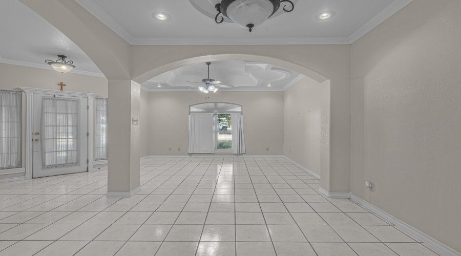 510 Nightingale Bend, Laredo, Texas 78045, 3 Bedrooms Bedrooms, 7 Rooms Rooms,2 BathroomsBathrooms,Residential,For Sale,510 Nightingale Bend,20263210