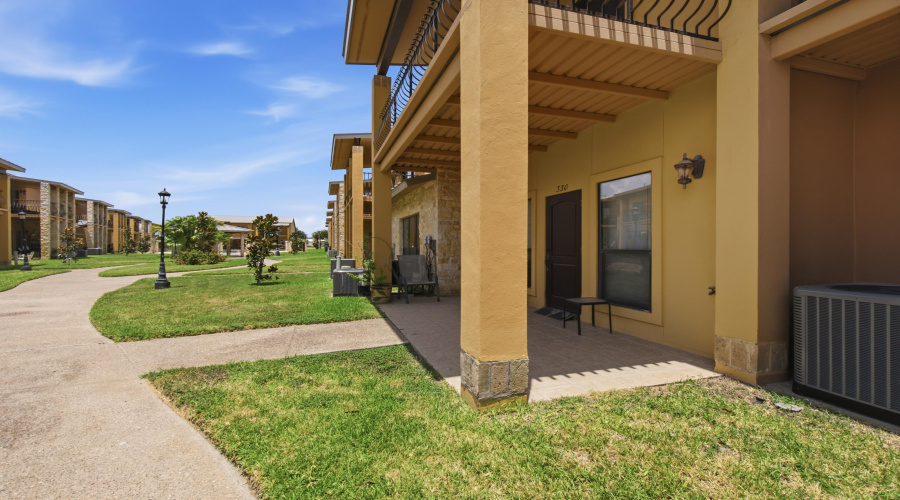 1609 Saldana Ave, Laredo, Texas 78041, 3 Bedrooms Bedrooms, 5 Rooms Rooms,2 BathroomsBathrooms,Residential,For Sale,1609 Saldana Ave,20263213