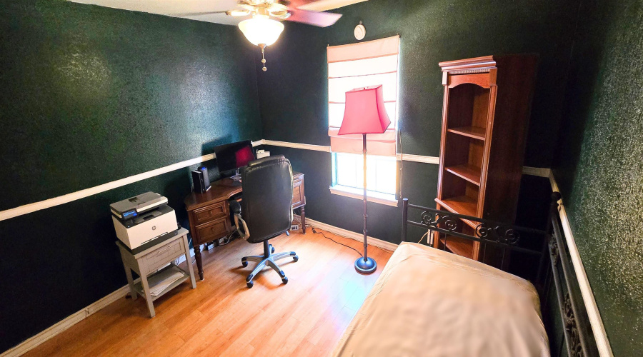 110 Lagos Ave, Laredo, Texas 78045, 3 Bedrooms Bedrooms, 6 Rooms Rooms,2 BathroomsBathrooms,Residential,For Sale,110 Lagos Ave,20263216