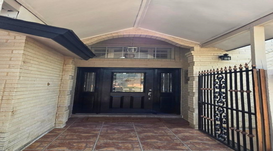 110 Lagos Ave, Laredo, Texas 78045, 3 Bedrooms Bedrooms, 6 Rooms Rooms,2 BathroomsBathrooms,Residential,For Sale,110 Lagos Ave,20263216