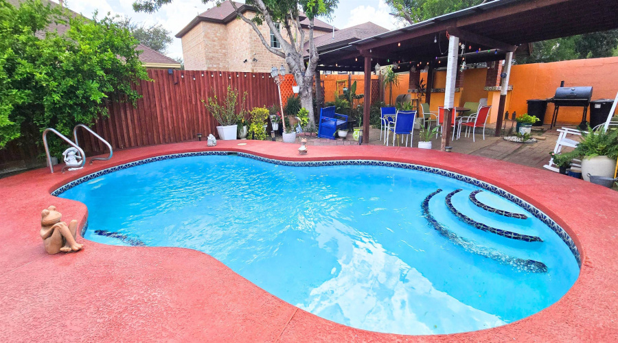 110 Lagos Ave, Laredo, Texas 78045, 3 Bedrooms Bedrooms, 6 Rooms Rooms,2 BathroomsBathrooms,Residential,For Sale,110 Lagos Ave,20263216