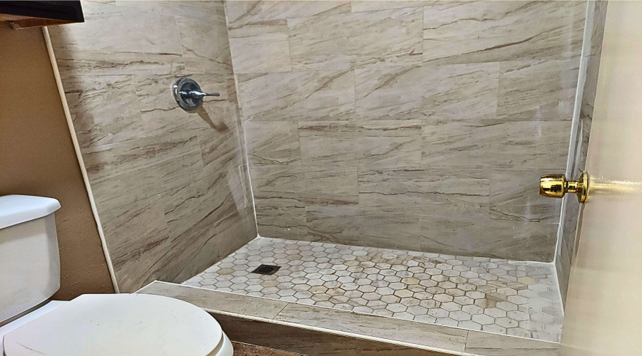 1914 Lowry Rd, Laredo, Texas 78045, 3 Bedrooms Bedrooms, 5 Rooms Rooms,2 BathroomsBathrooms,Residential,For Rent,1914 Lowry Rd,20263217