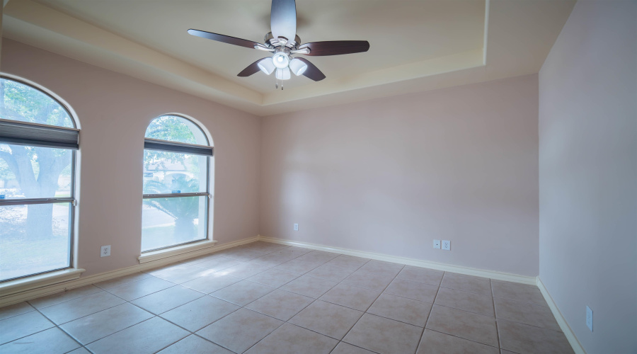 8710 Allegheny St, Laredo, Texas 78045, 4 Bedrooms Bedrooms, 5 Rooms Rooms,2 BathroomsBathrooms,Residential,For Sale,8710 Allegheny St,20263219